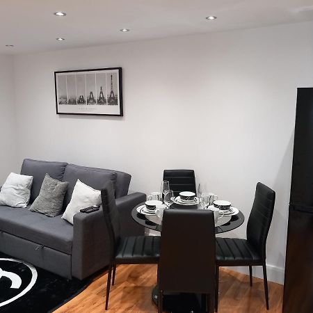 Heronsgate Gh013 Erith Екстериор снимка